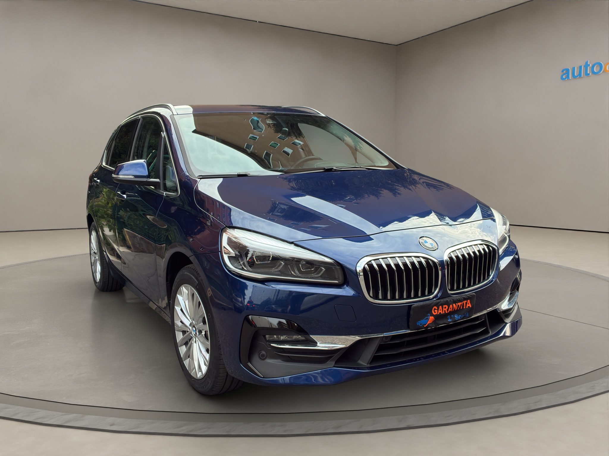 BMW218D_02_converted